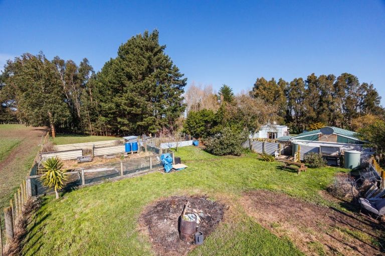 Photo of property in 1 Farmer Street, Sanson, 4817