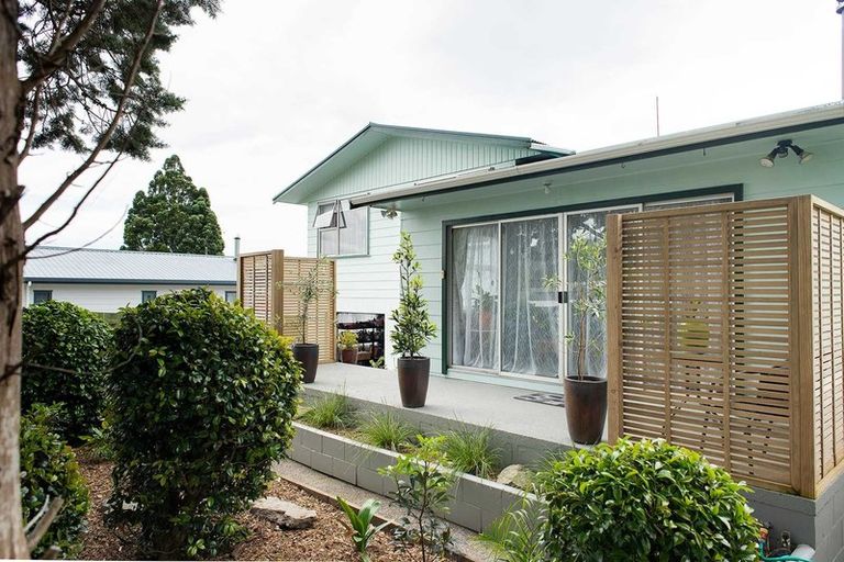 Photo of property in 10 Donnelly Street, Waihi, 3610