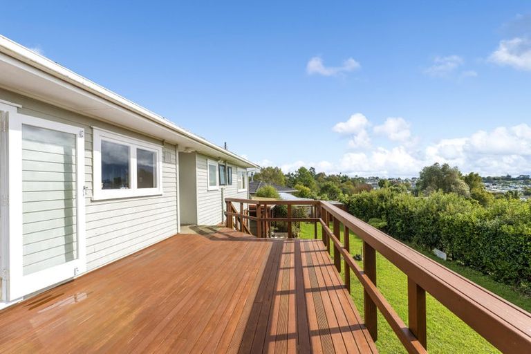 Photo of property in 175 Waimumu Road, Massey, Auckland, 0614