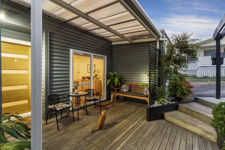 Photo of property in 11 Wesley Street, Devonport, Auckland, 0624