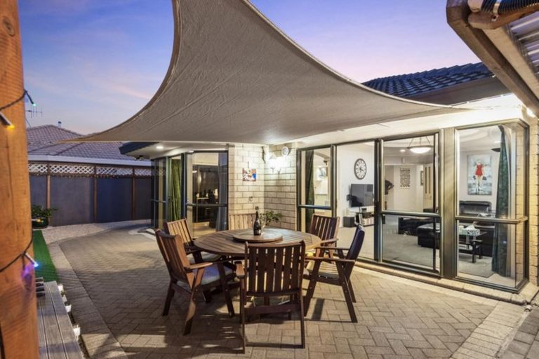 Photo of property in 35 Ocean Crest, Papamoa Beach, Papamoa, 3118