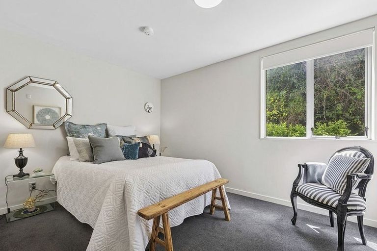 Photo of property in Alto Apartments, 2a/22 Telford Terrace, Oriental Bay, Wellington, 6011