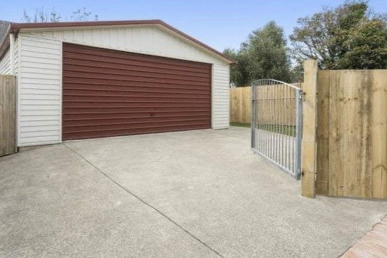 Photo of property in 217 Knights Road, Hutt Central, Lower Hutt, 5011