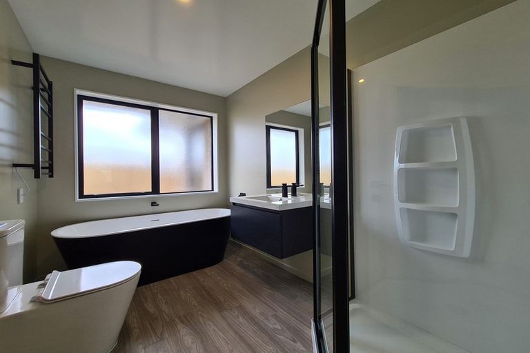 Photo of property in 60 Broadway Parade, Rolleston, 7615