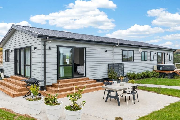 Photo of property in 19 Protea Lane, Kaiwaka, 0573