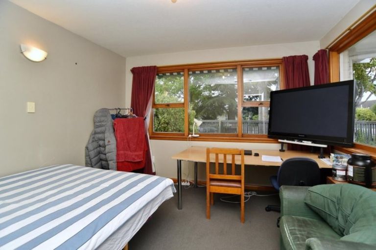 Photo of property in 8 Westmont Street, Ilam, Christchurch, 8041
