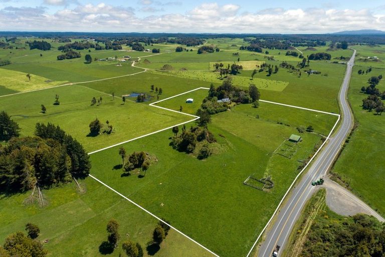 Photo of property in 1309 State Highway 5, Hamurana, Rotorua, 3072
