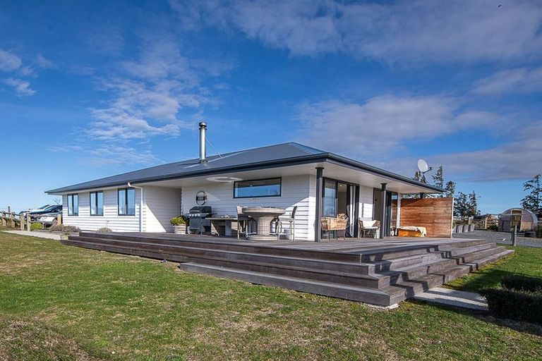 Photo of property in 64 Cameron Road, Hillend, Balclutha, 9272