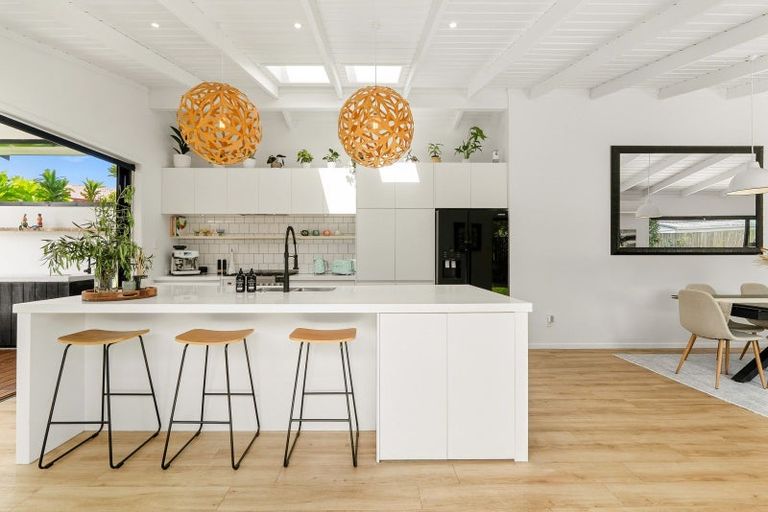 Photo of property in 53 Dickson Road, Papamoa Beach, Papamoa, 3118