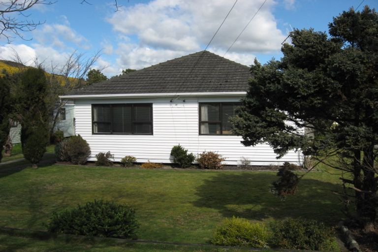 Photo of property in 13 Burden Avenue, Wainuiomata, Lower Hutt, 5014