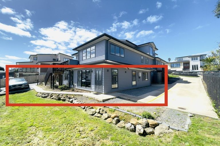 Photo of property in 10 Arataki Way, Glen Eden, Auckland, 0602