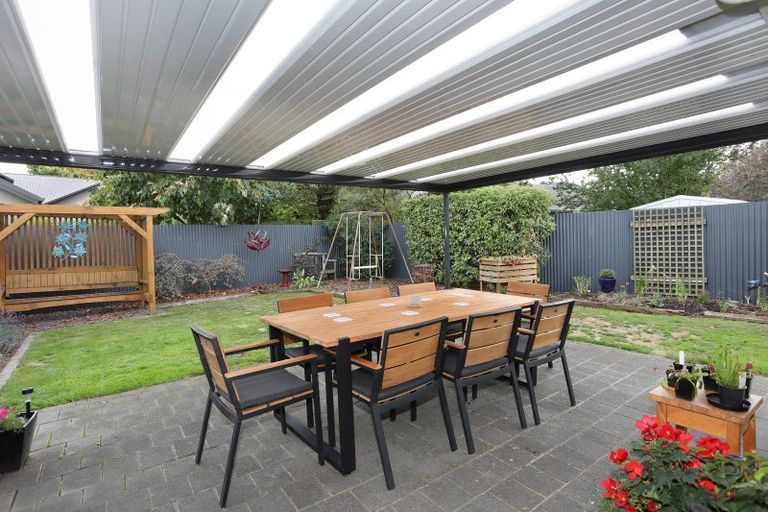 Photo of property in 3 Vista Drive, Feilding, 4702