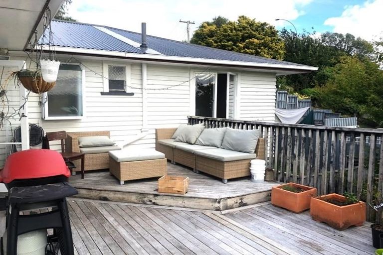 Photo of property in 64 Forest Lake Road, Forest Lake, Hamilton, 3200