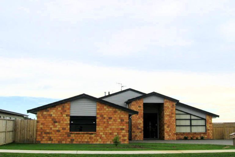 Photo of property in 85 The Drive, Paraparaumu Beach, Paraparaumu, 5032