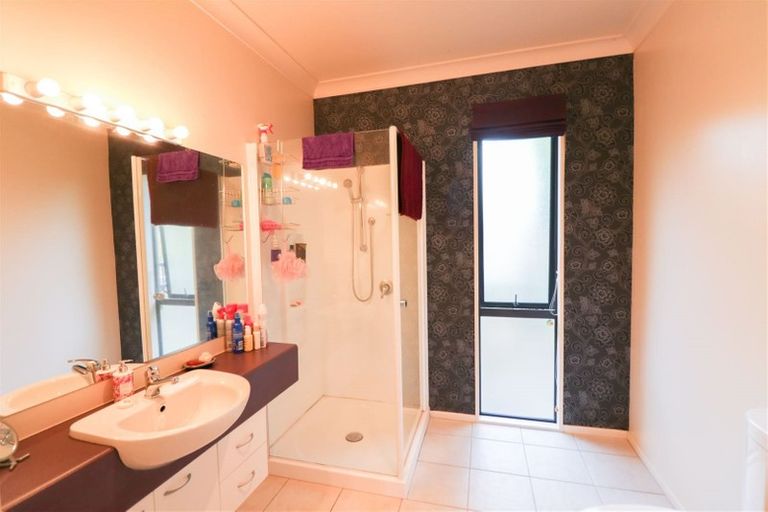 Photo of property in 65 Main North Road, Geraldine, 7930