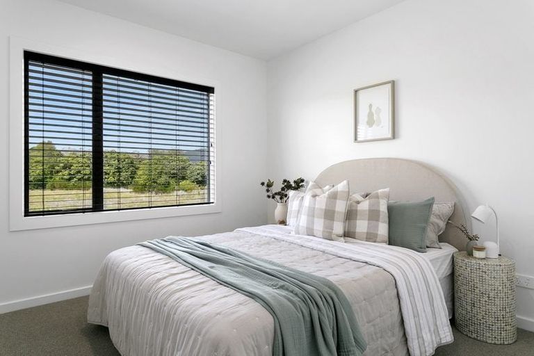 Photo of property in 14 Ridgeway Terrace, Taradale, Napier, 4112