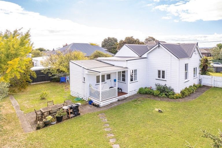 Photo of property in 6 Stark Street, Durie Hill, Whanganui, 4500