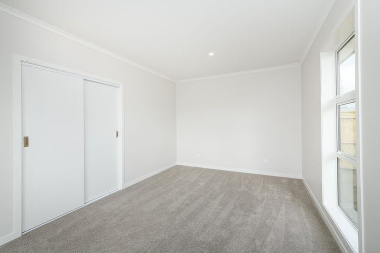 Photo of property in 61 Atlantic Drive, Fitzherbert, Palmerston North, 4410