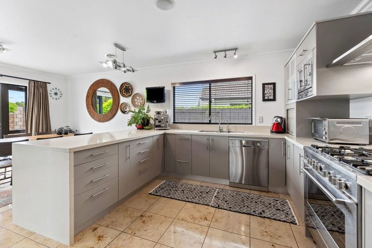 Photo of property in 642 Gloucester Road, Papamoa Beach, Papamoa, 3118