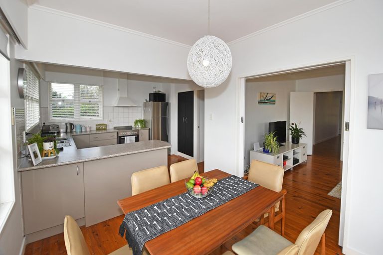 Photo of property in 53 Rodney Street, Wellsford, 0900