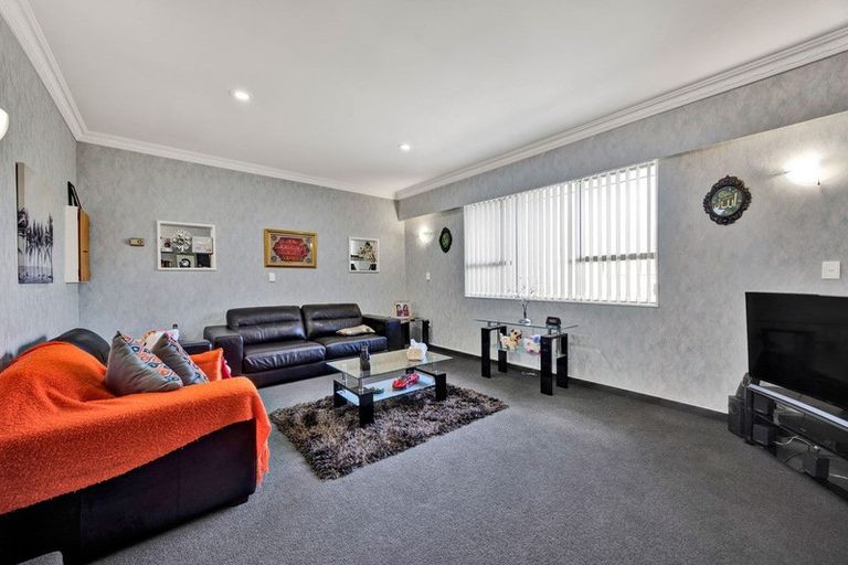 Photo of property in 10 Murdoch Street, Hawera, 4610