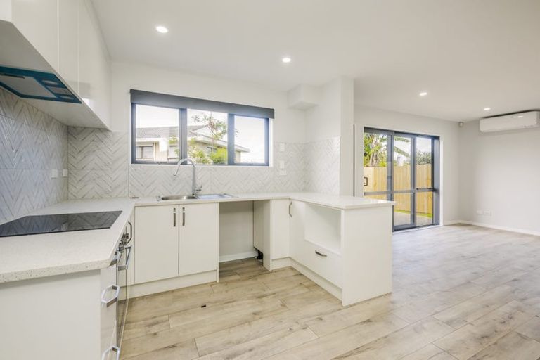 Photo of property in 23a Moncrieff Avenue, Clendon Park, Auckland, 2103