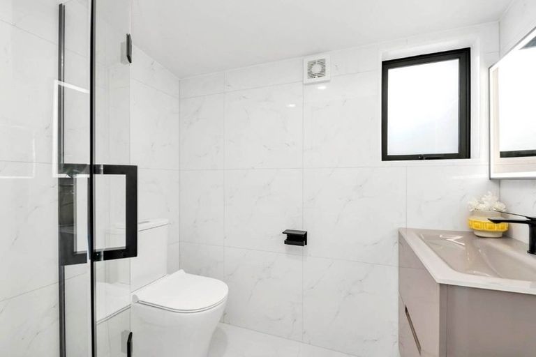 Photo of property in 41e Central Avenue, Papatoetoe, Auckland, 2025