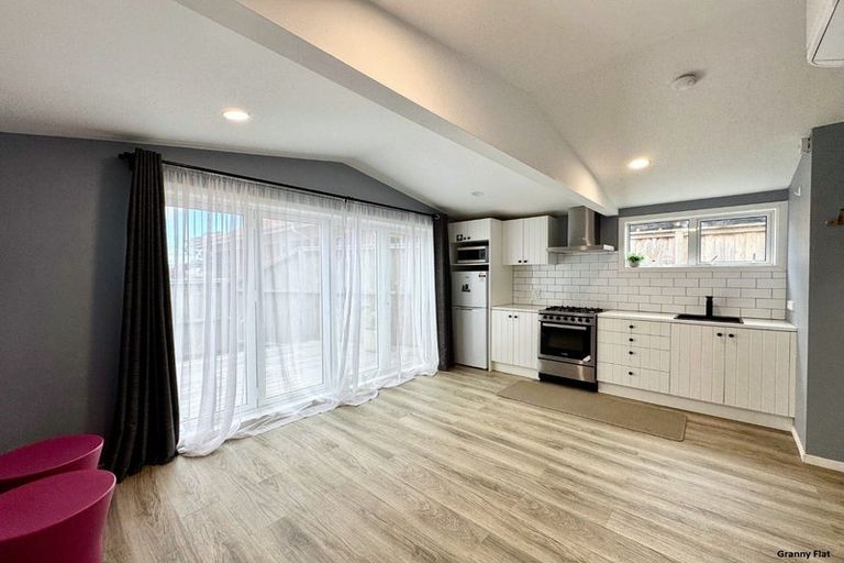 Photo of property in 3/3 George Street, Mangere East, Auckland, 2024