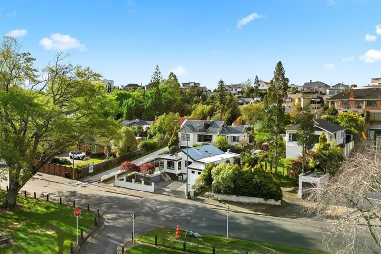 Photo of property in 11 Lake Domain Drive, Frankton, Hamilton, 3204