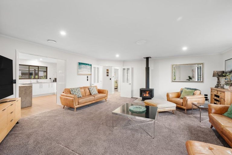 Photo of property in 18 Ash Avenue, Albert Town, Wanaka, 9305