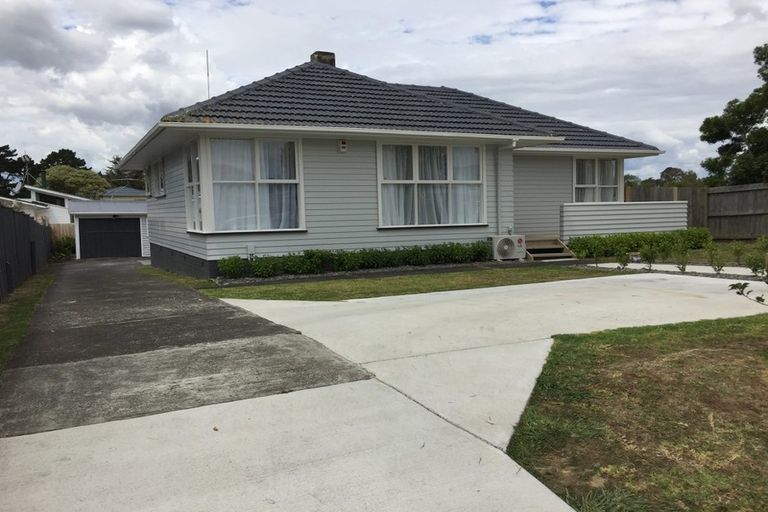 Photo of property in 44 Gossamer Drive, Pakuranga Heights, Auckland, 2010