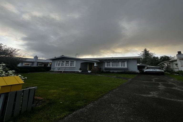 Photo of property in 28 Miro Street, Takaro, Palmerston North, 4410