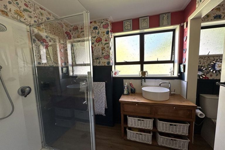 Photo of property in 4 Hinahina Road, Owaka, 9586