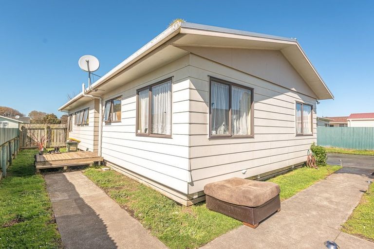 Photo of property in 23 Wembley Place, Whanganui East, Whanganui, 4500