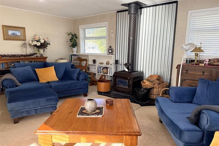 Photo of property in 99 Marlborough Street, Greymouth, 7805