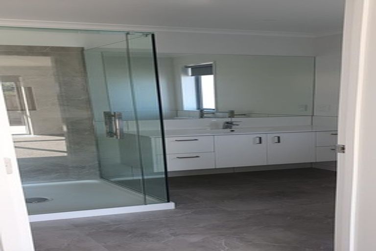 Photo of property in 58 Helenvale Crescent, Pokeno, 2402