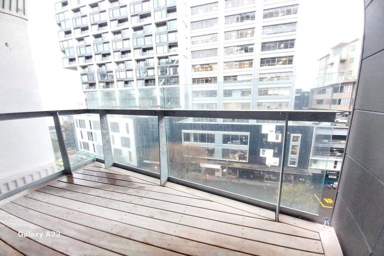 Photo of property in Pinnacle Apartments, E501/160 Victoria Street, Te Aro, Wellington, 6011