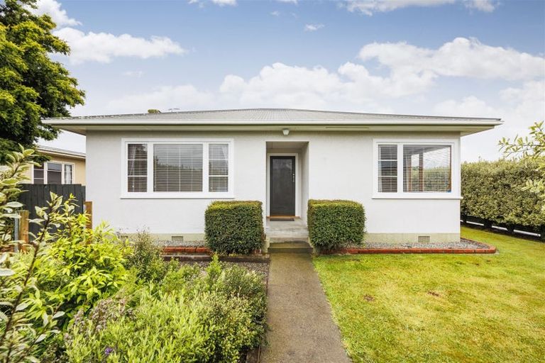 Photo of property in 25 Forbury Avenue, Takaro, Palmerston North, 4412