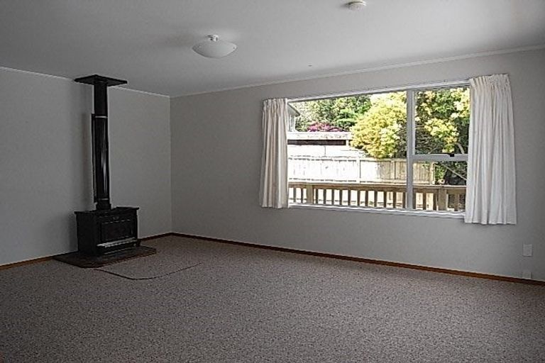 Photo of property in 35 Gallony Avenue, Massey, Auckland, 0614
