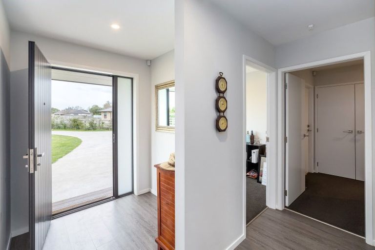 Photo of property in 474c High Street South, Carterton, 5713