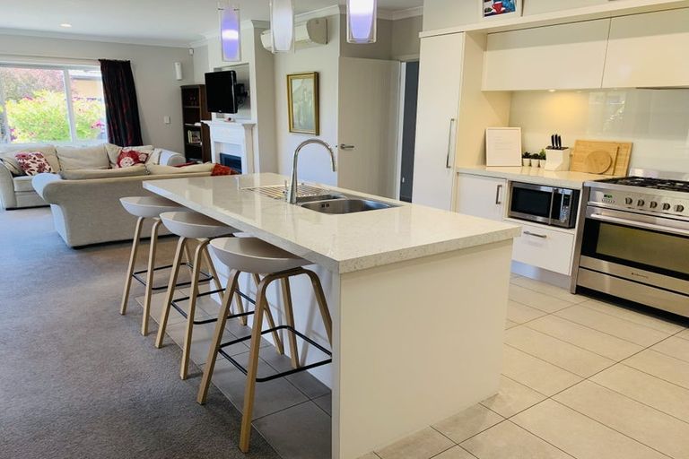 Photo of property in 8 Orotu Drive, Poraiti, Napier, 4112