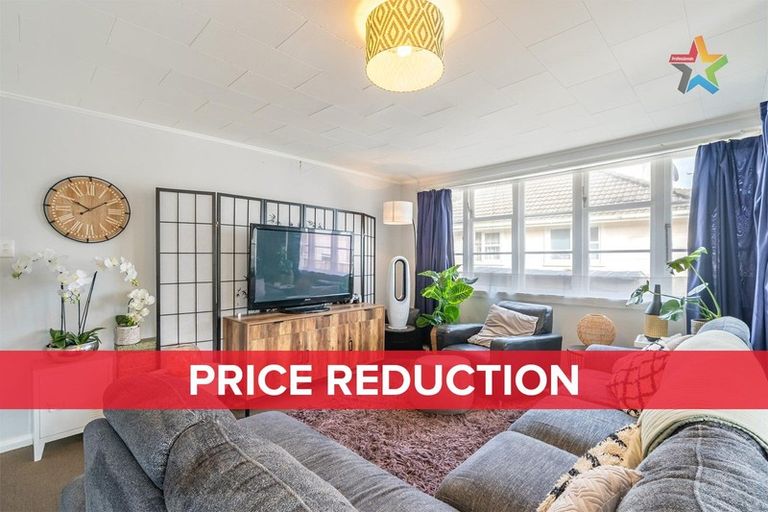 Photo of property in 33 Hay Street, Naenae, Lower Hutt, 5011