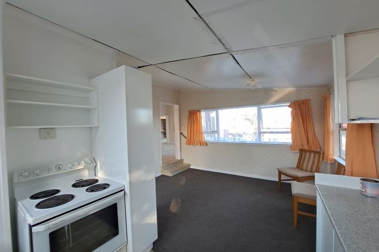 Photo of property in 43 Wynyard Street, Normanby, Hawera, 4614