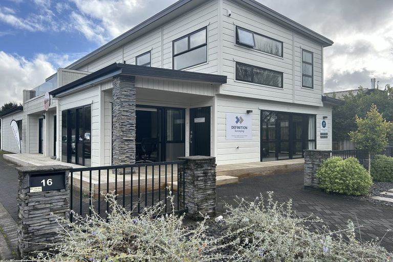 Photo of property in 16 Rire Hau Lane, Pyes Pa, Tauranga, 3112