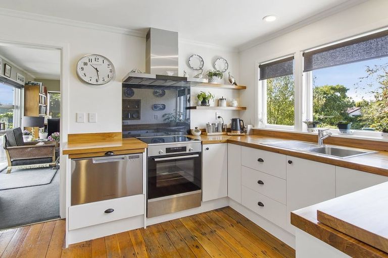 Photo of property in 12 Parsonage Road, Waimate, 7924