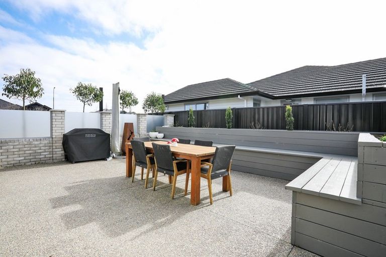Photo of property in 28 Northside Drive, Waikiwi, Invercargill, 9810