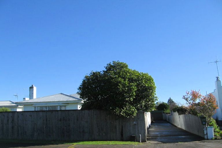 Photo of property in 107 Lumsden Road, Akina, Hastings, 4122