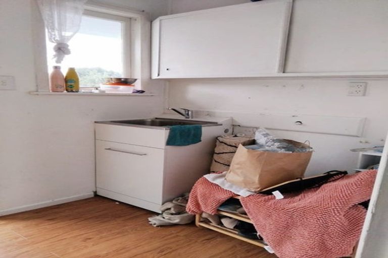 Photo of property in 16 Thompson Terrace, Manurewa, Auckland, 2102