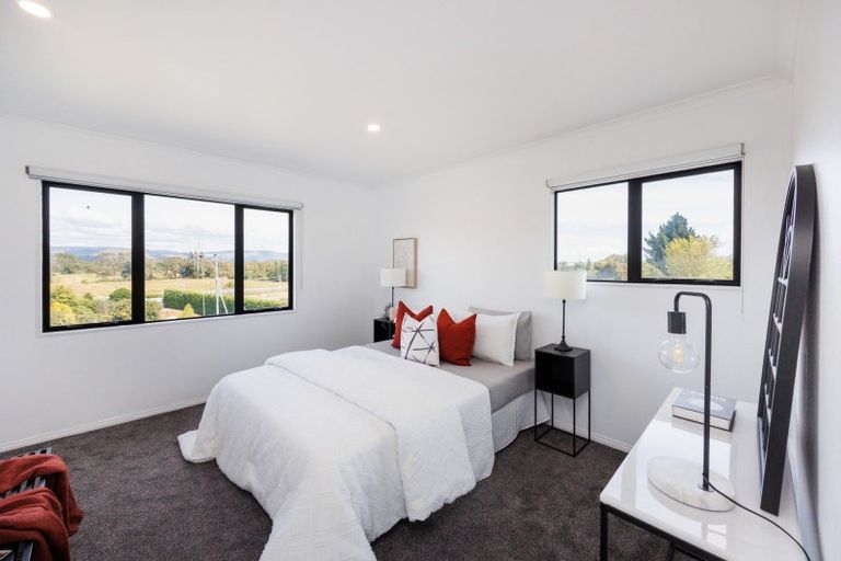 Photo of property in 69 Royal Oak Drive, Kelvin Grove, Palmerston North, 4414