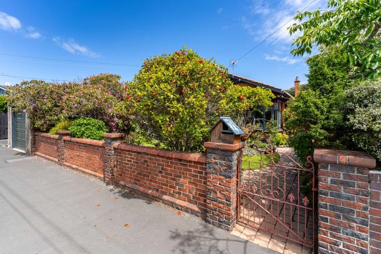 Photo of property in 198 Forbury Road, Saint Clair, Dunedin, 9012